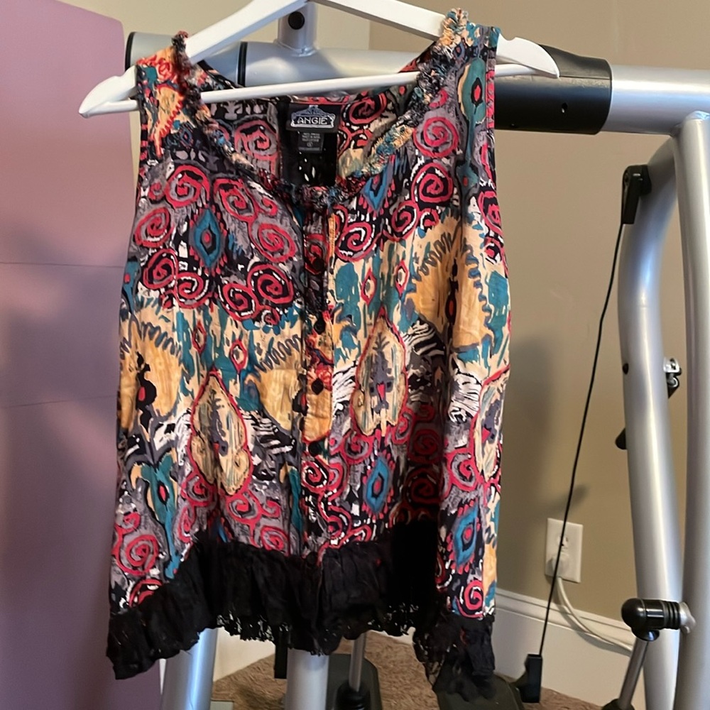 Black lace tank